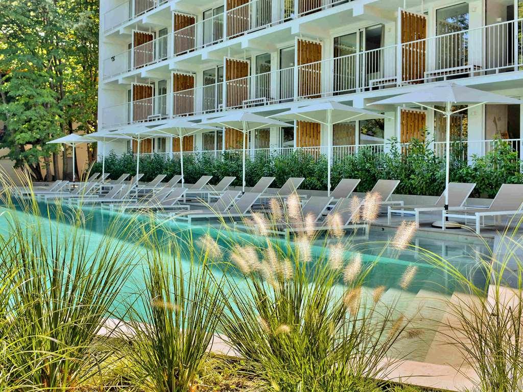 Ibis Styles Golden Sands Roomer Hotel Facilities photo
